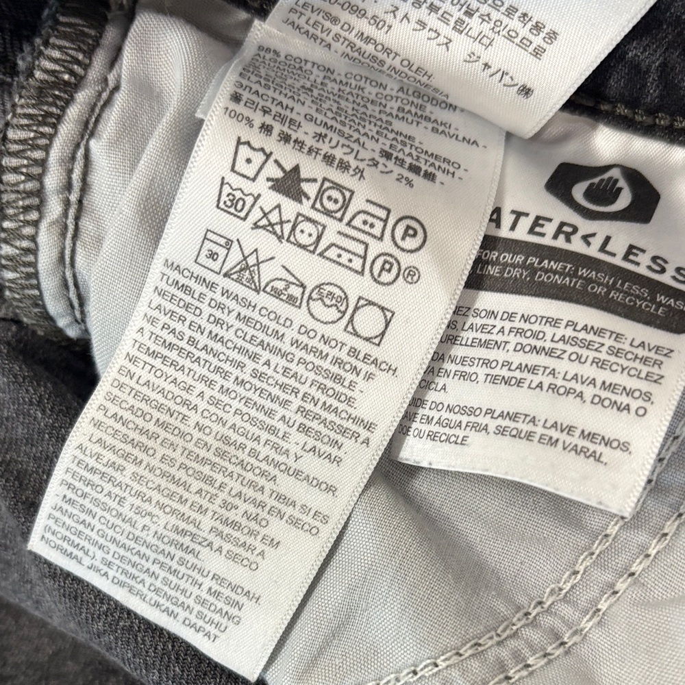 Levi's Skinny Jeans in Charcoal Gray - Picture 8 of 16